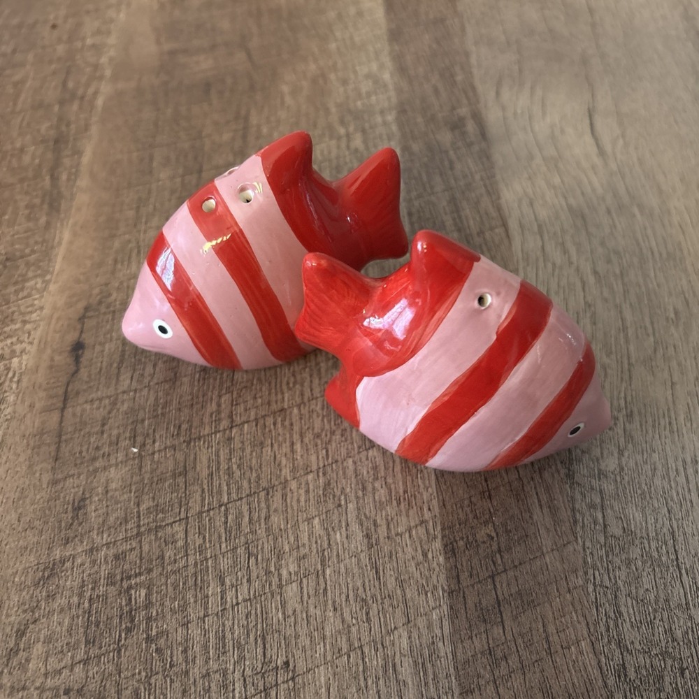 Vintage Stoneware Red Pink FISH Salt Pepper Shakers Set Cottage Core